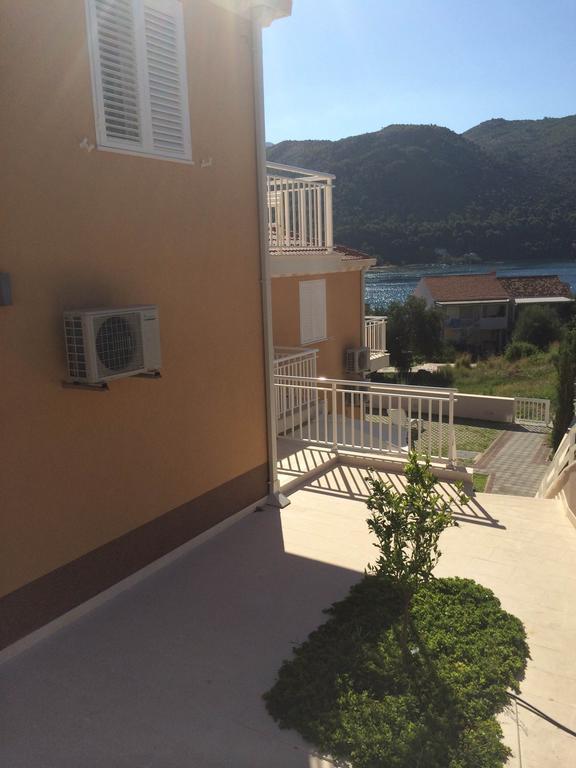 Apartments Villa Eva Слано Стая снимка